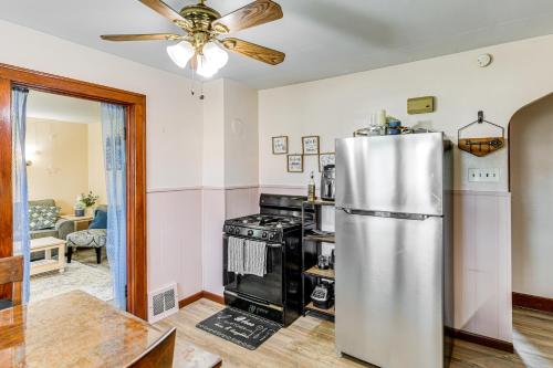 Apartment More Than 1 Mi to Buffalo Botanical Gardens! in Lackawanna, USA