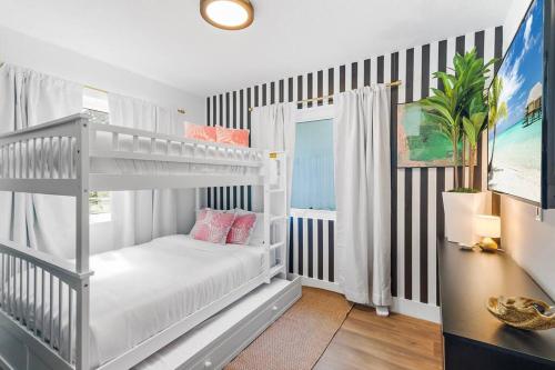 Stylish 4-Bedroom Near Downtown Fort Lauderdale in Fort Lauderdale, USA