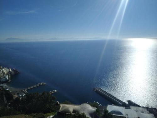 Un Nido Su Amalfi - image 2