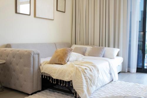 Modern 2BR Near Downtown Sleeps 6 Pool and GYM, Dubaj (zdjęcie 8)