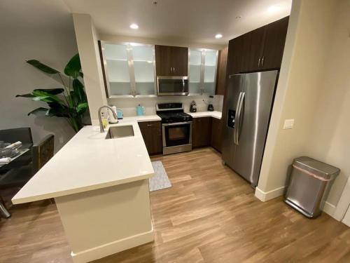 Lux One Bedroom Condo with Garden View, Los Angeles (fotografie 6)