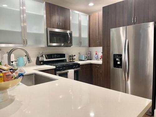 Lux One Bedroom Condo with Garden View, Los Angeles (fotografie 7)