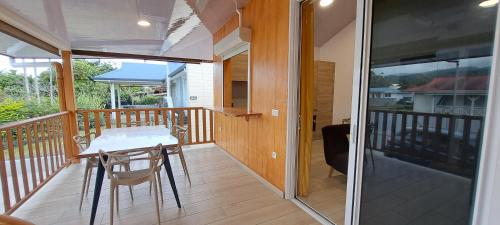 المرافق, TAHITI - Bungalow Mana in بابارا