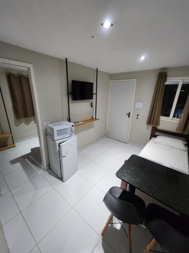 Basic Triple Room image 5