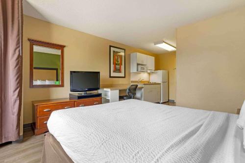 Extended Stay America Select Suites - Houston - Sugar Land in Sugar Land, USA
