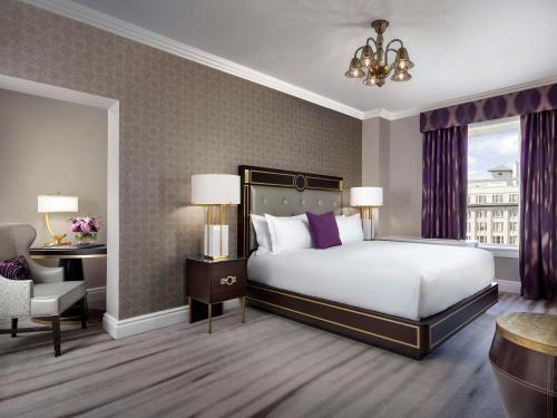 596740537 Fairmont Empress Hotel
