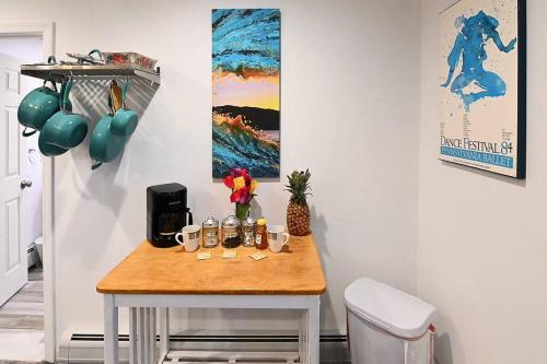Hidden Gem-1Bedroom with Plenty Free Street Parking in Communipaw, USA