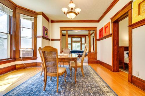 Historic Cathedral Hill Home with Shared Backyard! in Saint Paul, USA