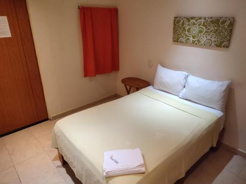Standard Double Room image 10