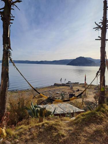 Pogled, Kasa Kultural Sol y Luna in Copacabana