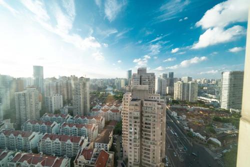 Yi Du Home with Double Views-At West Nanjing Road, Near Metro, Cards OK, Shanghai (foto 10)