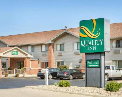 . Quality Inn Ottawa near Starved Rock State Park