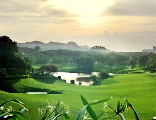 Hillview Golf Resort Dongguan