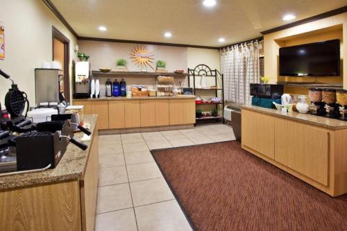 La Quinta Inn & Suites by Wyndham Springdale in Springdale, USA