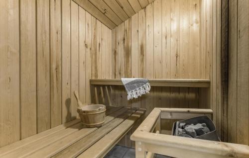 Attractions, Holiday Home Torndrup Tværvej in Hals