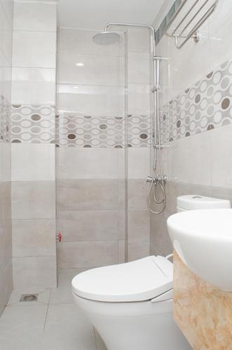 Bathroom, LeBlanc Hotel Saigon in Ho Chi Minh City