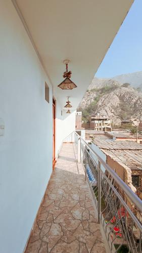 CASA HOSPEDAJE RICARDO PALMA con PISCINA in Lurigancho