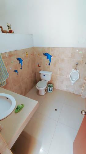 CASA RICARDO PALMA con PISCINA