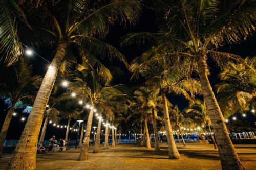 Palm Hotel Manila near Intramuros & Rizal, Bagumbayan Light & Sound Museum