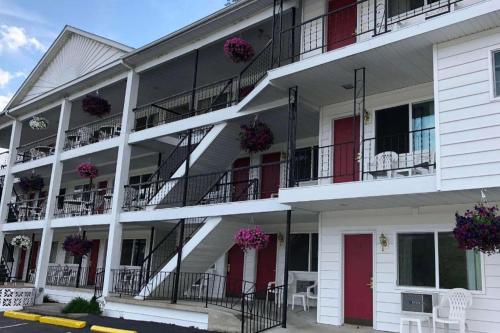 Baymont by Wyndham Lake George in Lake George, USA