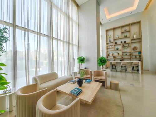 Creek Harbour retreat: Luxurious 2-BR apartment, Dubaj (fotografie 4)