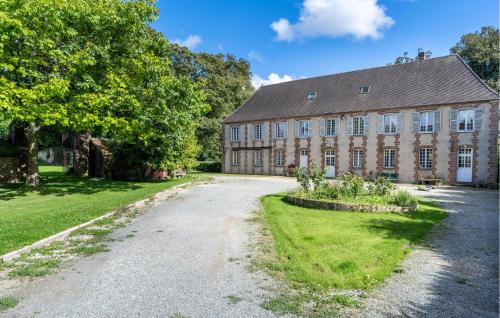Magnifique Maison Avec Piscine gîte à louer Auneuil