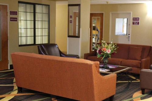 AmericInn by Wyndham Denver Airport in Denver, USA