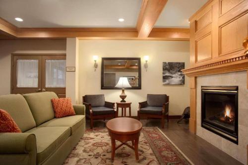 Country Inn & Suites by Radisson, Dundee, MI Country Inn & Suites by Radisson, Dundee, MI