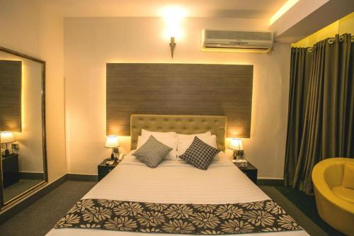 hotel photo