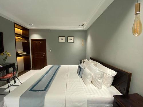. Reasmey Cheanich Hotel