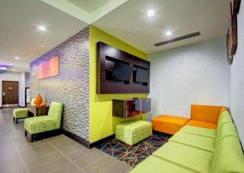 Comfort Inn & Suites Tulsa I-44 West - Rt 66 in Tulsa, USA