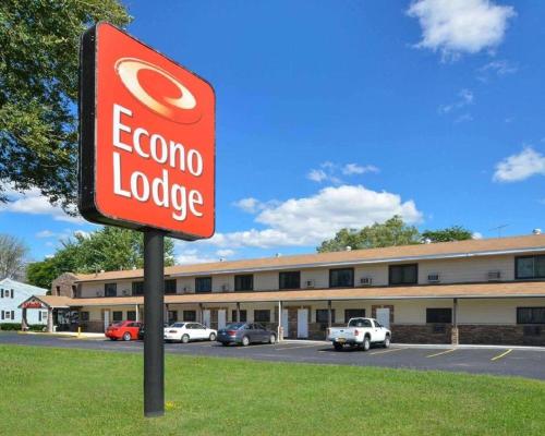 Econo Lodge Rochester I-90 & I-390 in Rochester, USA