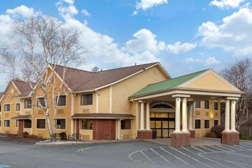 Best Western Plus The Inn at Sharon/Foxboro in Sharon, USA