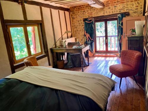 La maison normande 5 chambres in La Ferte-Frenel