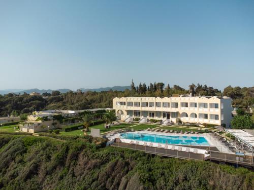 Niforeika Beach Hotel - image 9