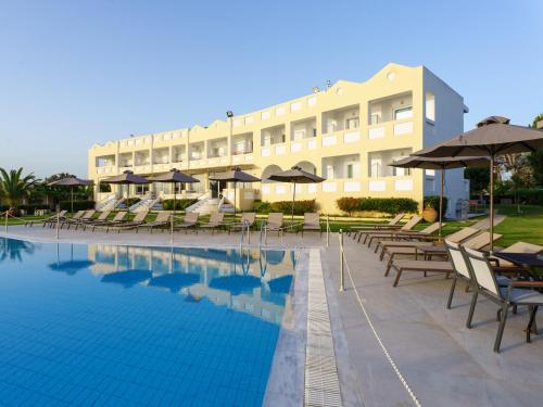 Niforeika Beach Hotel - image 7