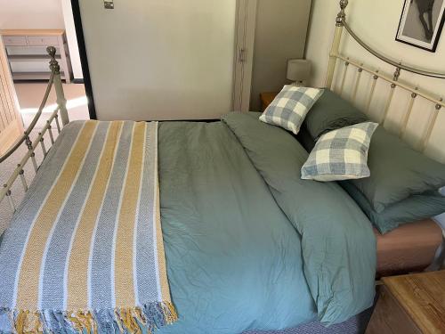 Meadowside – Redruth