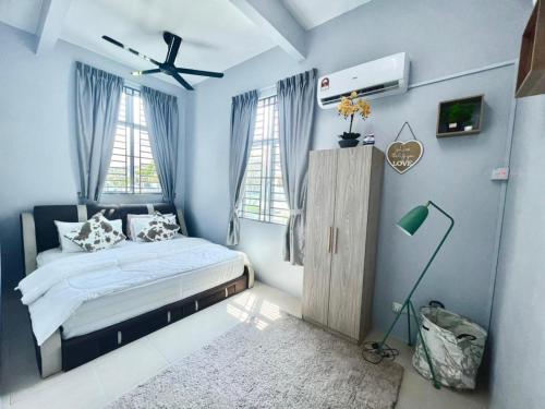 DrZ Corner Lot Rumah 4 bilik airconds dan ruang tamu airconds - 500 meter daripada Hospital Sultanah in 亞羅士打