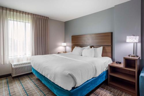 MainStay Suites Bowling Green North - image 14