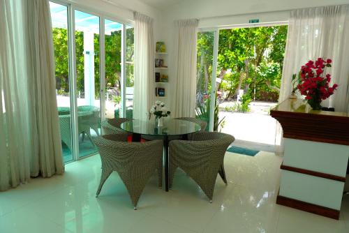 ردهة, تي إم إي ريتريتس ديجوراه (TME Retreats Dhigurah) in جنوب أري أتول