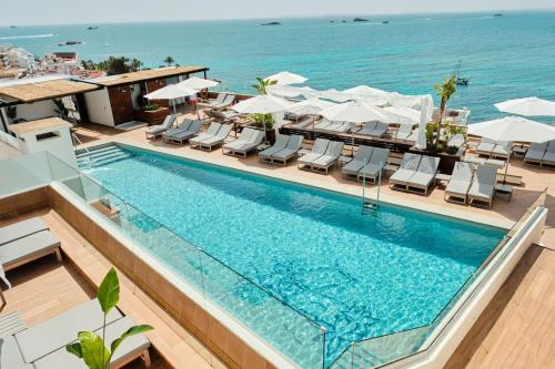 Hotel Cenit & Apts Sol y Viento, Ibiza