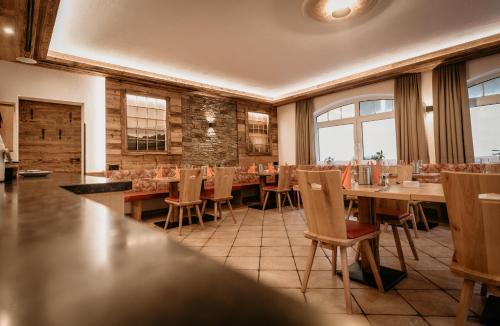 Étterem, Hotel Wirt Weissau in Kirchberg bei Mattighofen