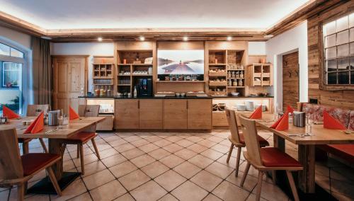 Étterem, Hotel Wirt Weissau in Kirchberg bei Mattighofen