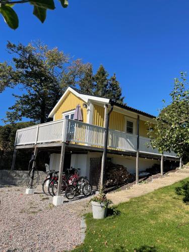 ทางเข้า, Cosy little house with sea view and great location in ทรอสซา