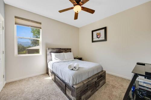 Three-Bedroom House image 7