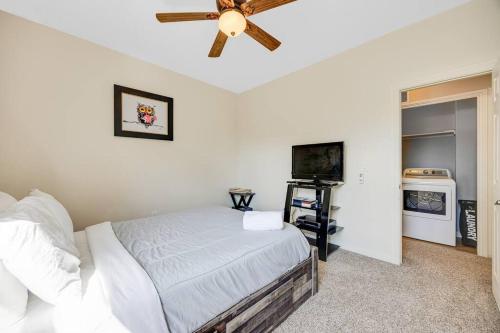 Three-Bedroom House image 2