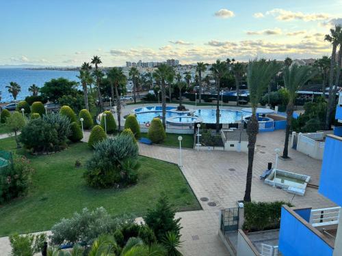 Apartment with Sea View image 3