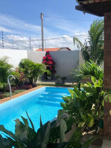. Casa com piscina
