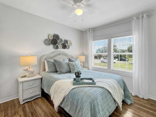 Walk2Beach Pets FastWiFi BlackStone Private Yard Washer and in Gulfport, USA