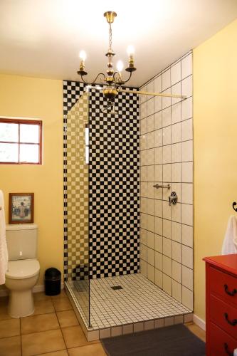 The Gate Guesthouse – Clarens, OR
